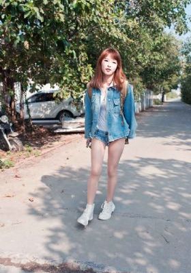我和丰满的50岁寡妇在线观看_蓝光高清免费观看